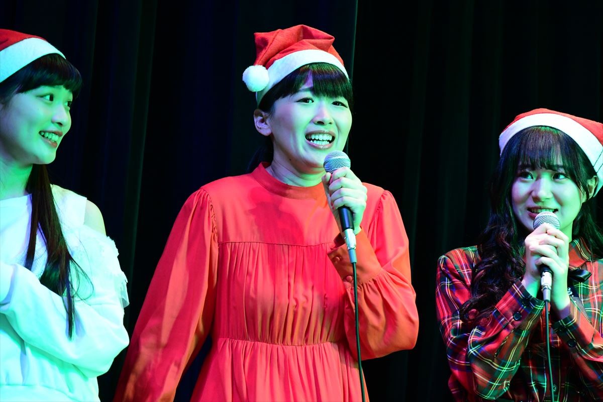 こじるり、クリスマスの予定は「一人で、スイートルーム」