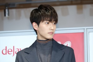 dejavu×CanCam「＃見せたくなるまつげ」オーディション グランプリ発表会に登壇した杉野遥亮