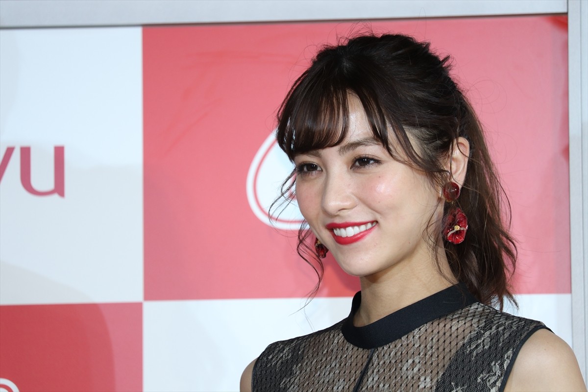 杉野遥亮＆石川恋、今年のクリスマスの予定は？　来年への意気込みも明かす