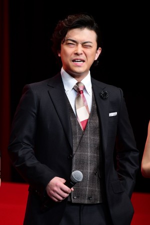 『マスカレード・ホテル』完成披露試写会に登場した勝地涼