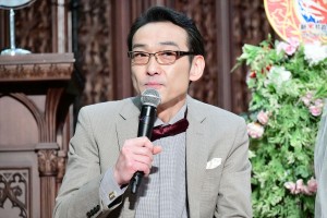 新春ドラマスペシャル『釣りバカ日誌 新米社員浜崎伝助 瀬戸内海で大漁！結婚式大パニック編』記者会見に登場した吹越満