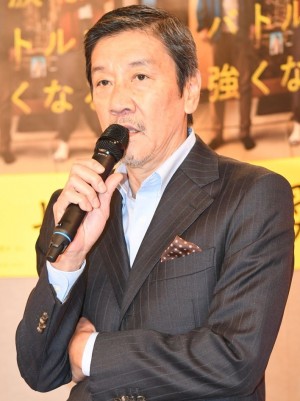 土曜ドラマ『母、帰る～AIの遺言～』試写会に登場した奥田瑛二