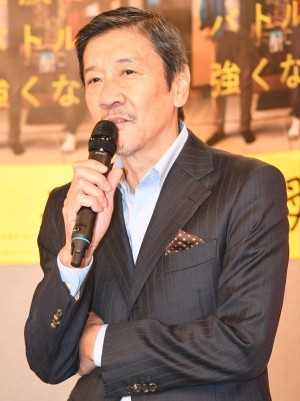 土曜ドラマ『母、帰る～AIの遺言～』試写会に登場した奥田瑛二