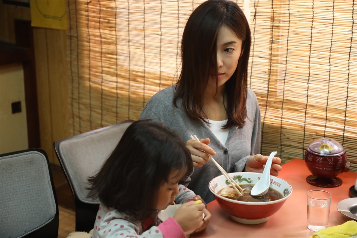 内山理名＆成海璃子＆筧美和子、『フルーツ宅配便』デリヘル嬢役女優陣発表