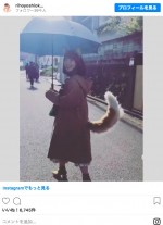 呼ばれて… ※「吉岡里帆マネージャー」インスタグラム