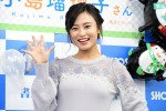 カレンダー発売記念イベントに登場した小島瑠璃子