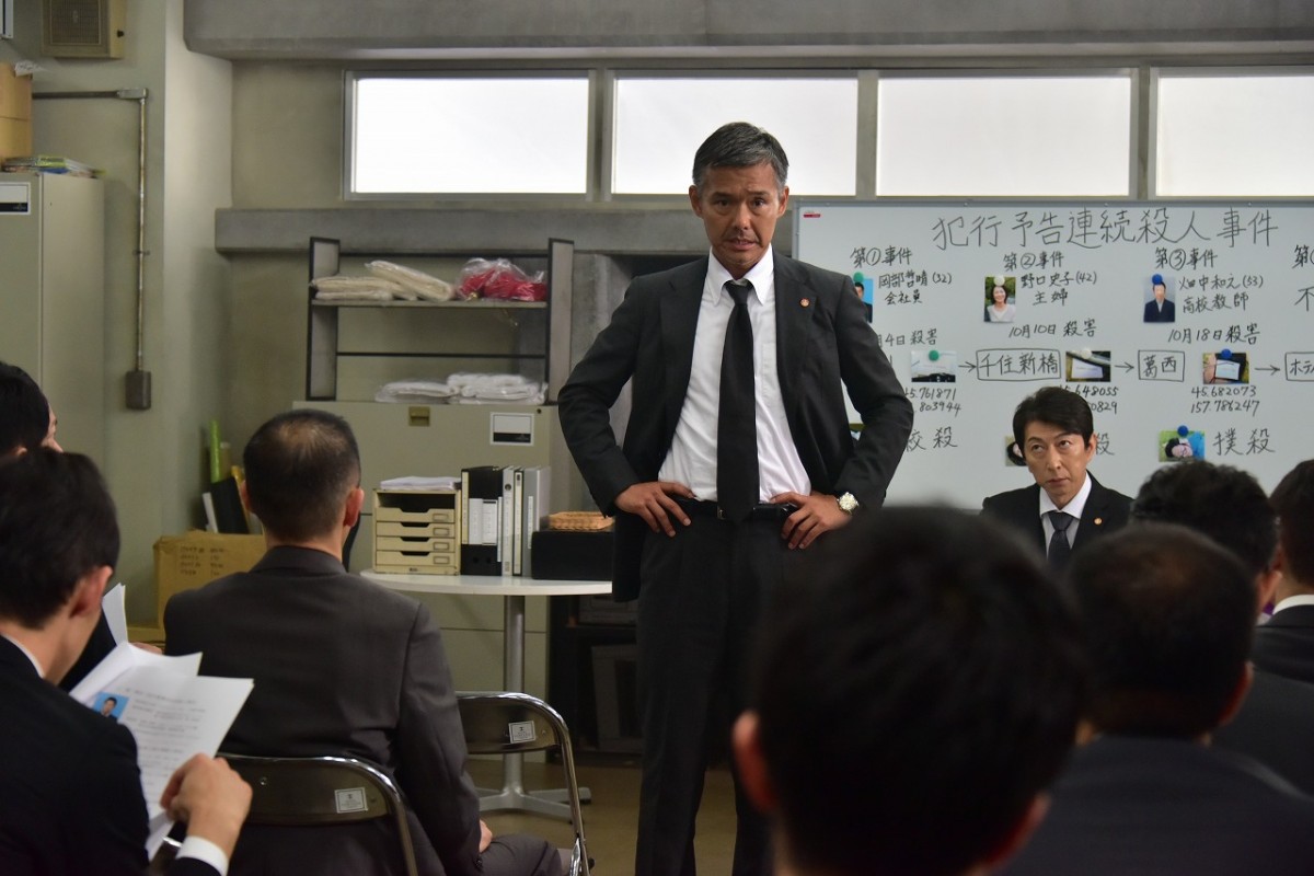 木村拓哉『マスカレード・ホテル』、緊迫感あふれる場面カット解禁