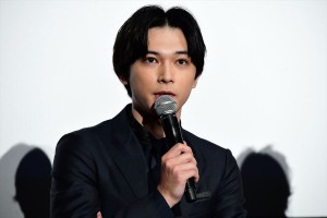 フジテレビ開局60周年特別企画『レ・ミゼラブル 終わりなき旅路』完成披露試写会に登場した吉沢亮