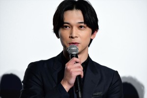 フジテレビ開局60周年特別企画『レ・ミゼラブル 終わりなき旅路』完成披露試写会に登場した吉沢亮