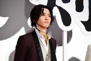 『映画刀剣乱舞』完成披露上映会に登場した和田雅成