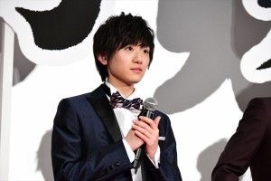 『映画刀剣乱舞』完成披露上映会に登場した定本楓馬