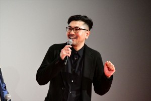 『映画刀剣乱舞』完成披露上映会に登場した耶雲哉治監督