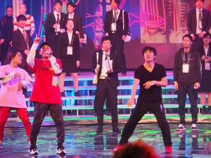 『第69回 NHK紅白歌合戦』のリハーサルに出席したDA PUMP＆内村光良