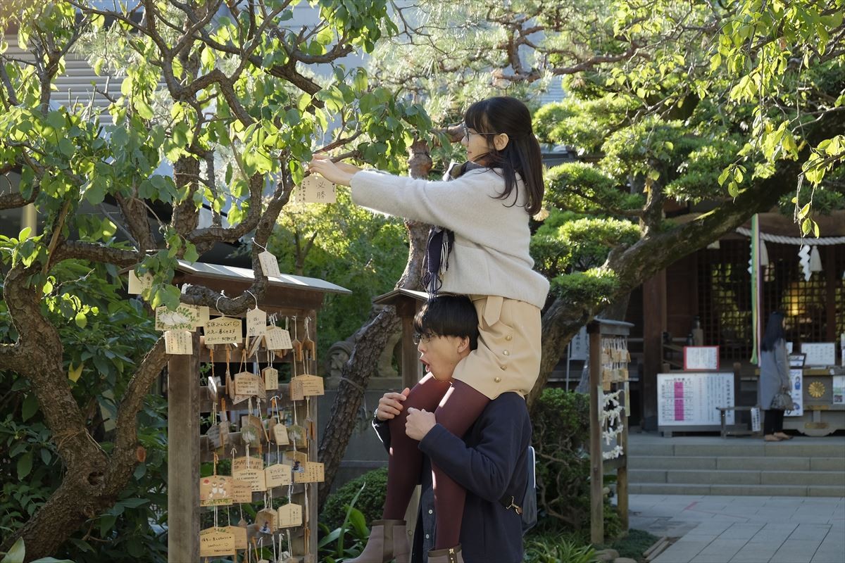 柏木由紀×伊藤健太郎　“眼鏡同士のキス”がかわいい『この恋はツミなのか！？』最終回