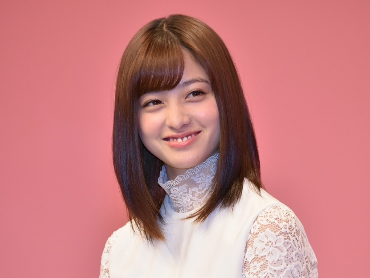 橋本環奈のおだんごヘアに反響！「別人みたい」