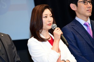日曜劇場『グッドワイフ』プレミアム試写会＆舞台挨拶に登場した常盤貴子