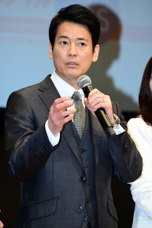 日曜劇場『グッドワイフ』プレミアム試写会＆舞台挨拶に登場した唐沢寿明