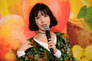ドラマ24『フルーツ宅配便』第1話試写会＆記者会見に登場した仲里依紗