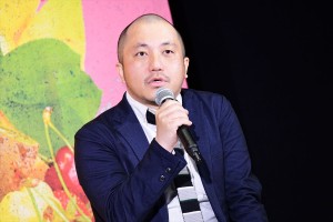 ドラマ24『フルーツ宅配便』第1話試写会＆記者会見に登場した白石和彌監督