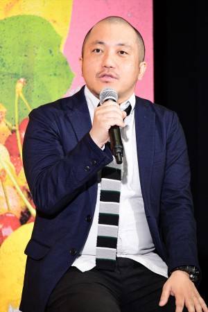 ドラマ24『フルーツ宅配便』第1話試写会＆記者会見に登場した白石和彌監督