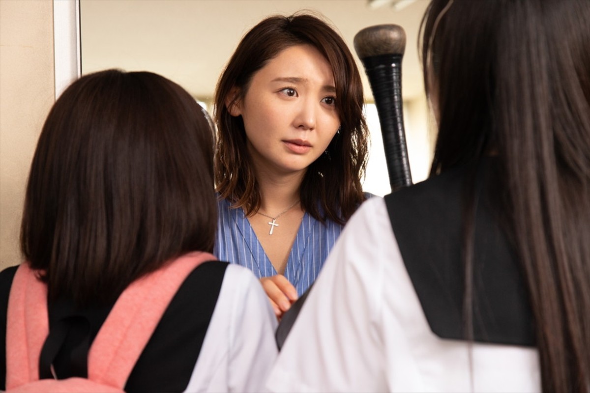 『がっこうぐらし！』、学園中が阿鼻叫喚の大パニック！新予告編公開