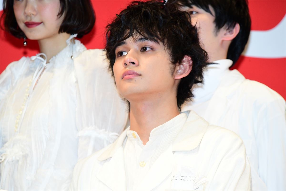 杉咲花、大きな決断は「ドレッシング」 新田真剣佑は共演者の秘密暴露