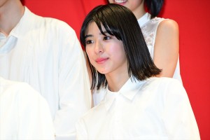 映画『十二人の死にたい子どもたち』のジャパンプレミアに登場した黒島結菜