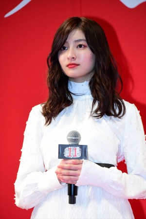 映画『十二人の死にたい子どもたち』のジャパンプレミアに登場した吉川愛