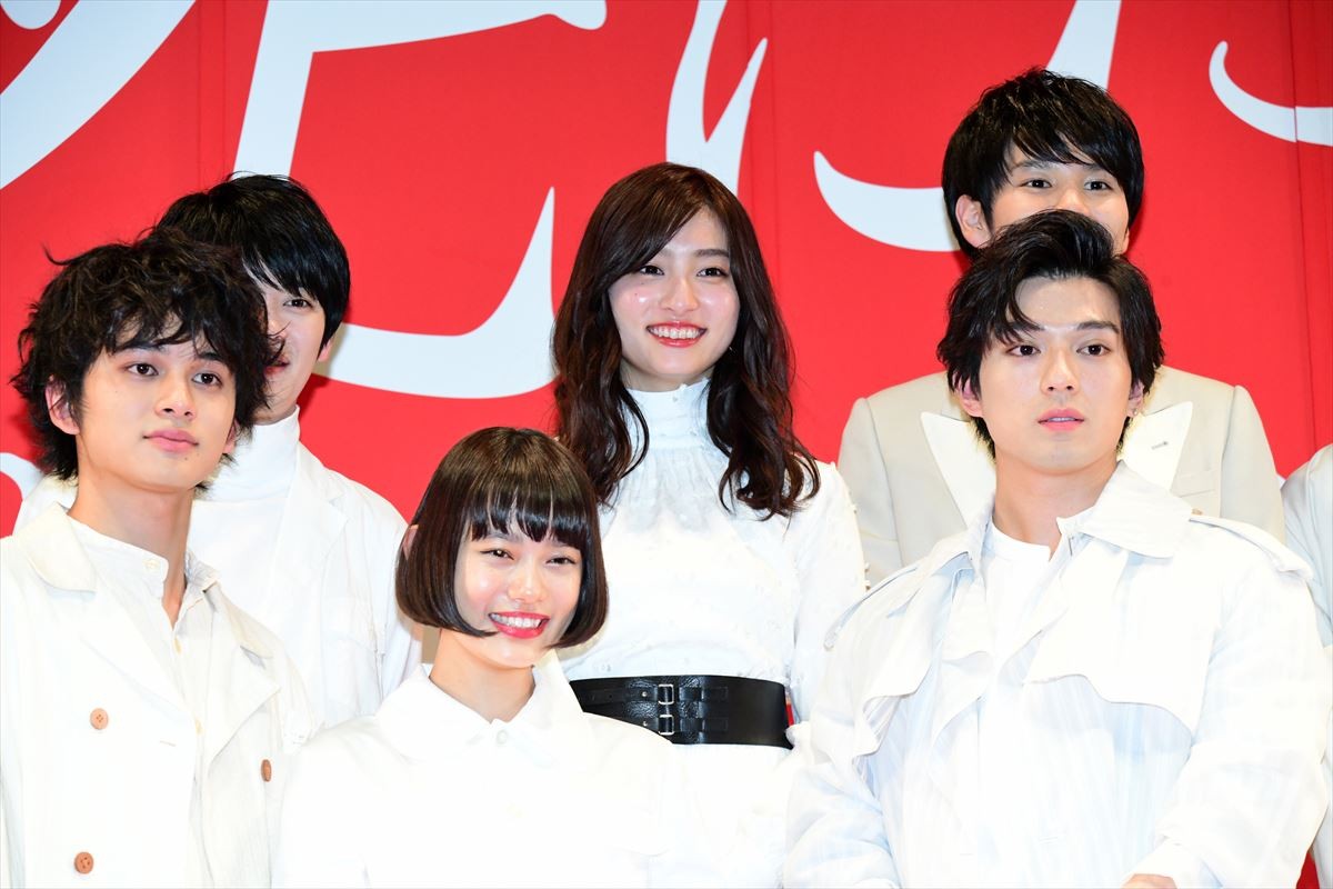 杉咲花、大きな決断は「ドレッシング」 新田真剣佑は共演者の秘密暴露