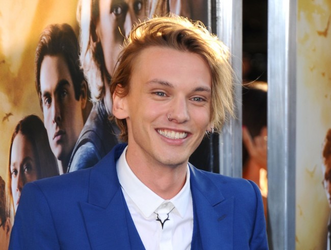 ジェイミー・キャンベル・バウアー、Jamie Campbell Bower