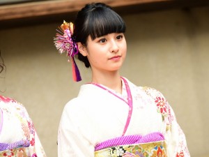 エイベックス・マネジメント 新春参拝＆晴れ着撮影会に登場した大幡しえり