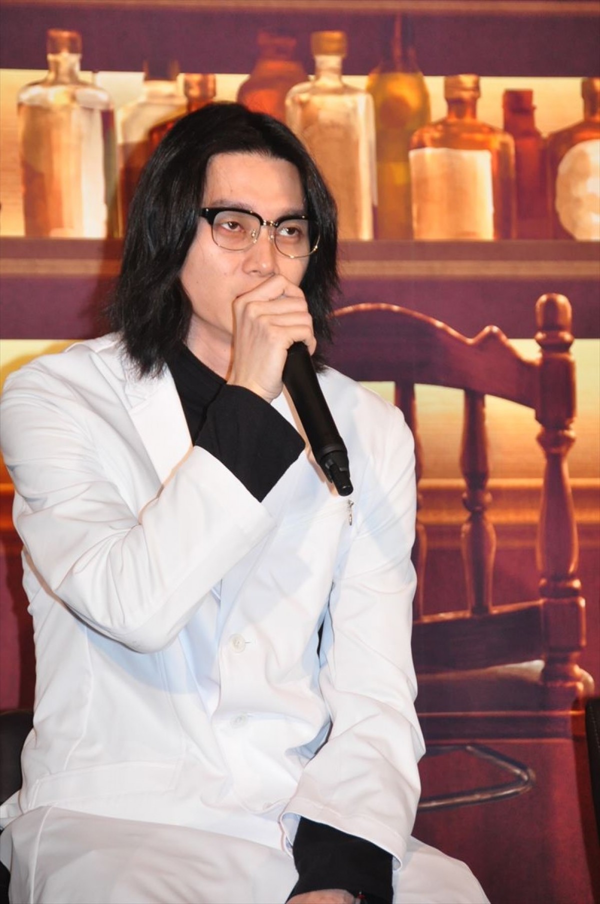 安藤政信「台本をあまり読まないので」 過去出演作のセリフをアドリブで引用