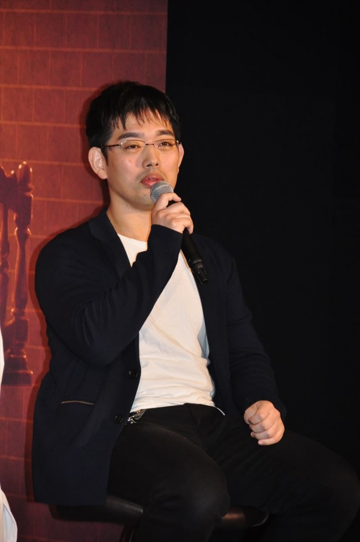 安藤政信「台本をあまり読まないので」 過去出演作のセリフをアドリブで引用