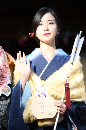 佐々木琴子、2019年「乃木坂46」新成人メンバー成人式に出席