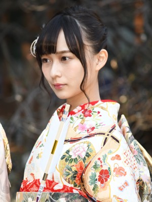 鈴木絢音、2019年「乃木坂46」新成人メンバー成人式に出席