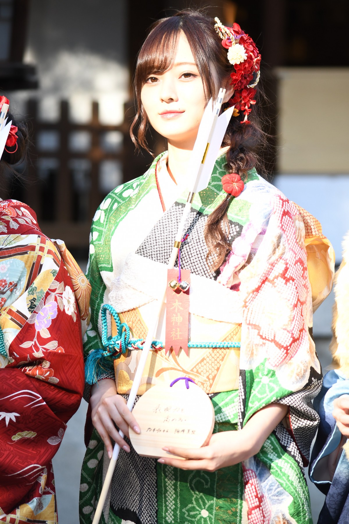 乃木坂46・齋藤飛鳥ら、艶やかな振り袖姿で成人式　憧れの女性像を明かす