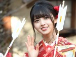 【2019年新成人】乃木坂46・齋藤飛鳥ら、艶やかな振り袖姿で成人式　憧れの女性像を明かす