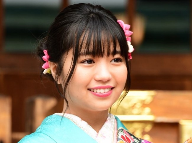 辻本佑香を演じる大原優乃