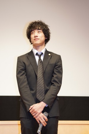 『イノセンス 冤罪弁護士』先行特別試写会に登場した坂口健太郎