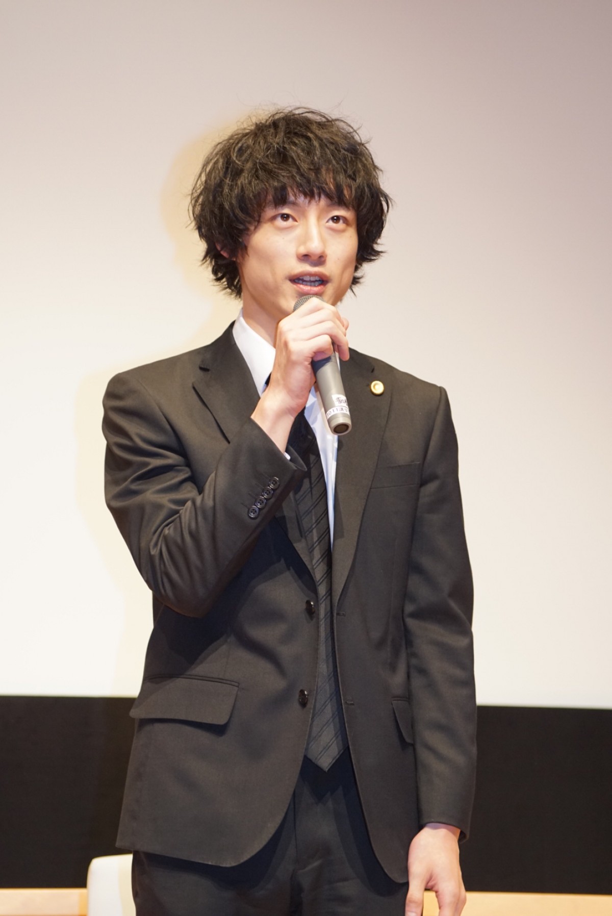 川口春奈に“罵り”リクエスト　坂口健太郎の意外な素顔を暴露