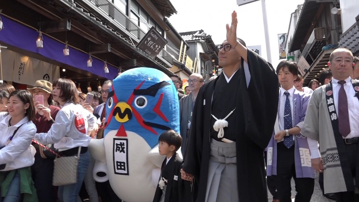 市川海老蔵、子どもたちとの1年に密着したドキュメンタリー放送