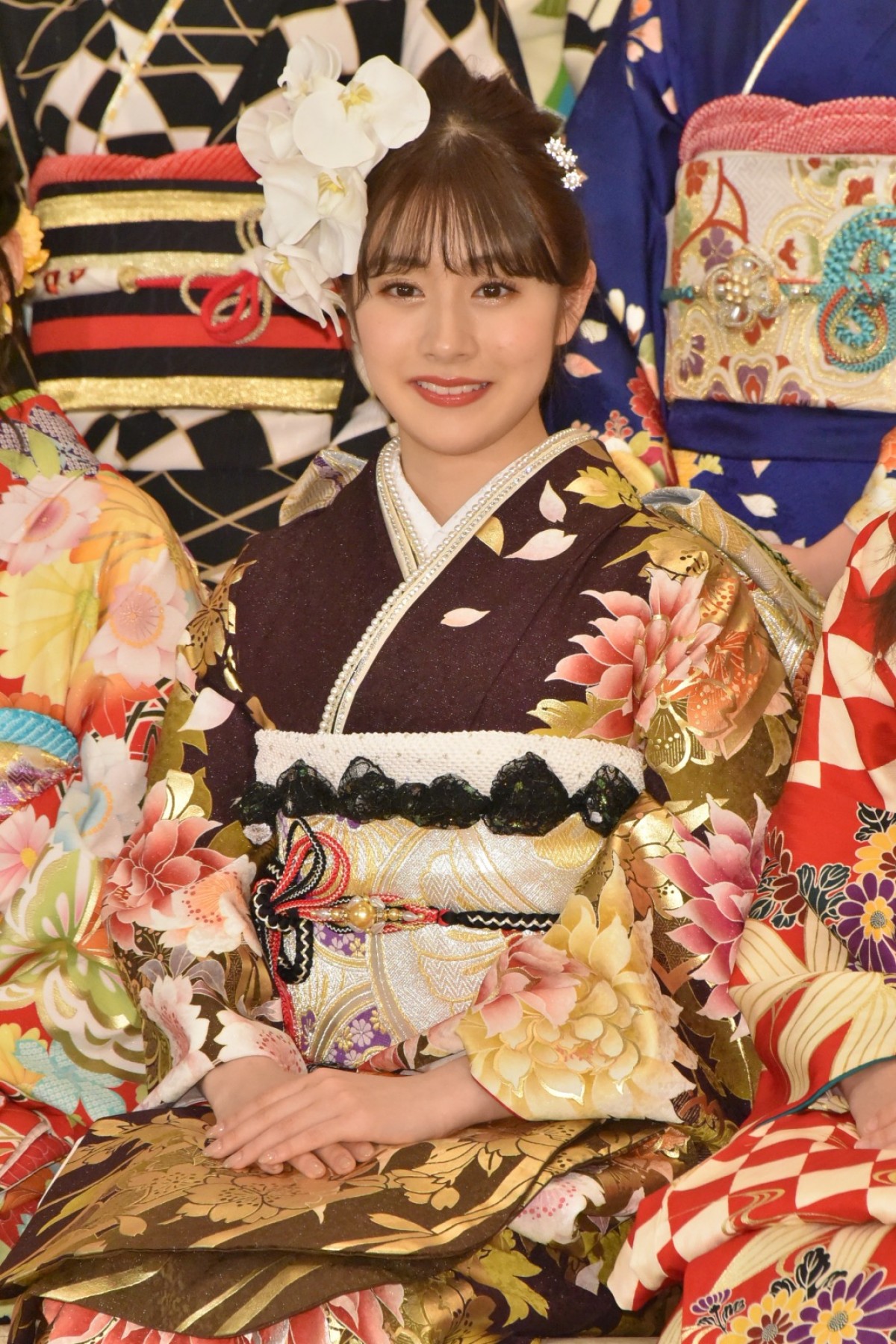 【写真特集】AKBグループ新成人44名が晴れ着姿「AKB48 2019年新成人メンバー成人式記念撮影会」