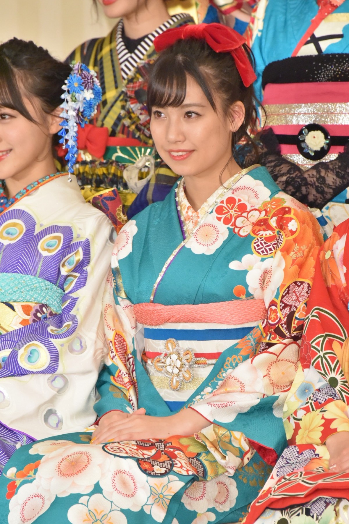 【写真特集】AKBグループ新成人44名が晴れ着姿「AKB48 2019年新成人メンバー成人式記念撮影会」