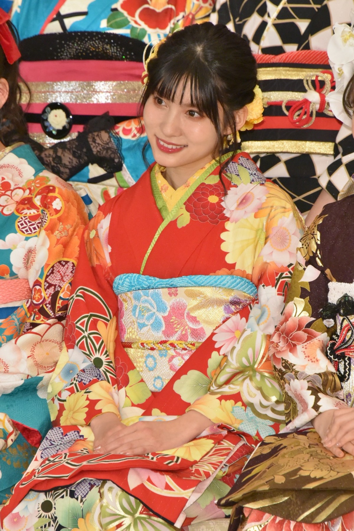 【写真特集】AKBグループ新成人44名が晴れ着姿「AKB48 2019年新成人メンバー成人式記念撮影会」