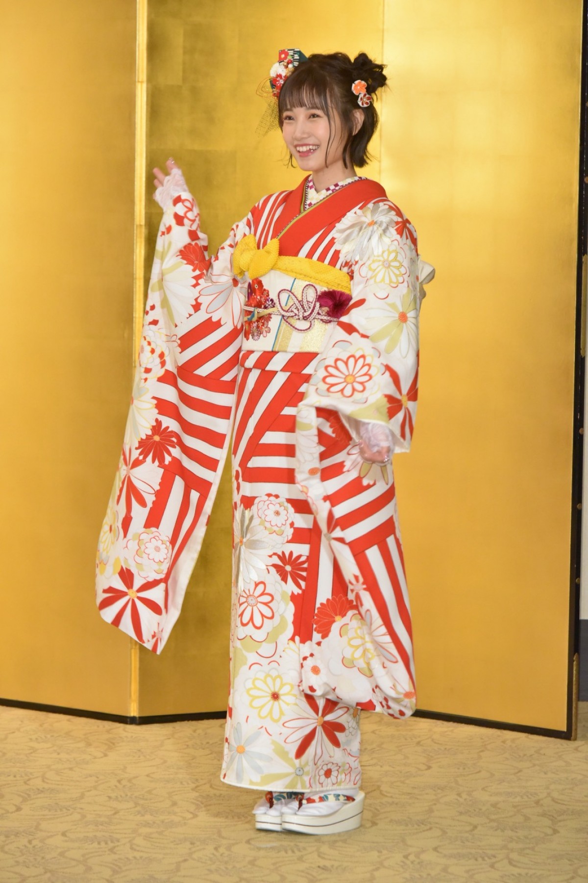 【写真特集】AKBグループ新成人44名が晴れ着姿「AKB48 2019年新成人メンバー成人式記念撮影会」