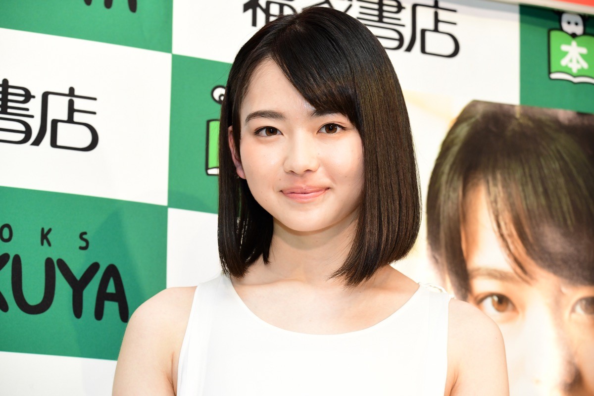 山田杏奈、1st写真集お気に入りは制服姿　尊敬する女優は満島ひかり