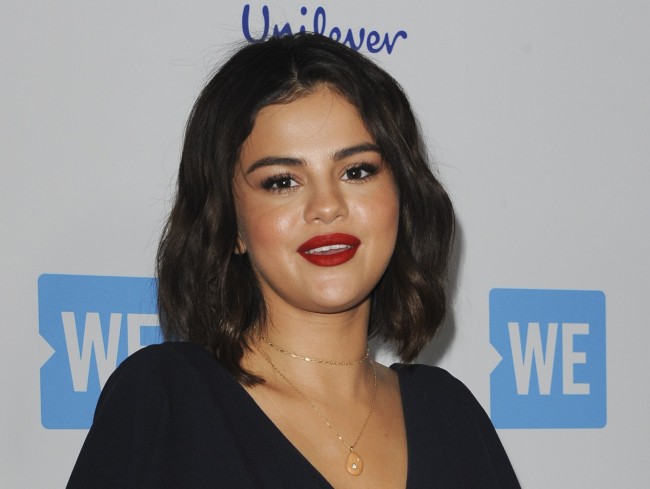 セレーナ・ゴメス、Selena Gomez