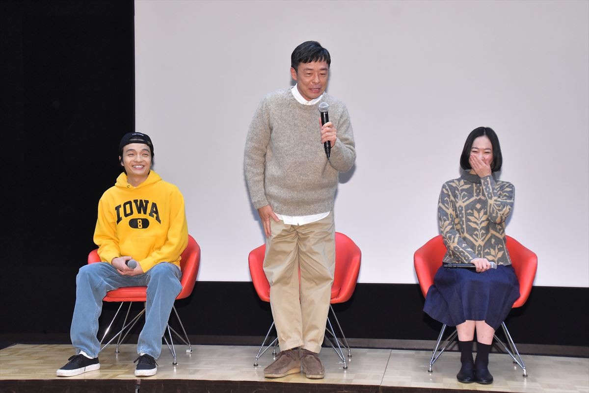 光石研、久々共演の黒木華に“おんぶにだっこ”「体幹しっかりしている」
