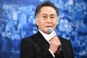 『七つの会議』完成報告記者会見に登場した北大路欣也