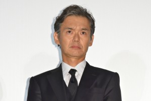 映画『マスカレード・ホテル』初日舞台挨拶に登壇した渡部篤郎